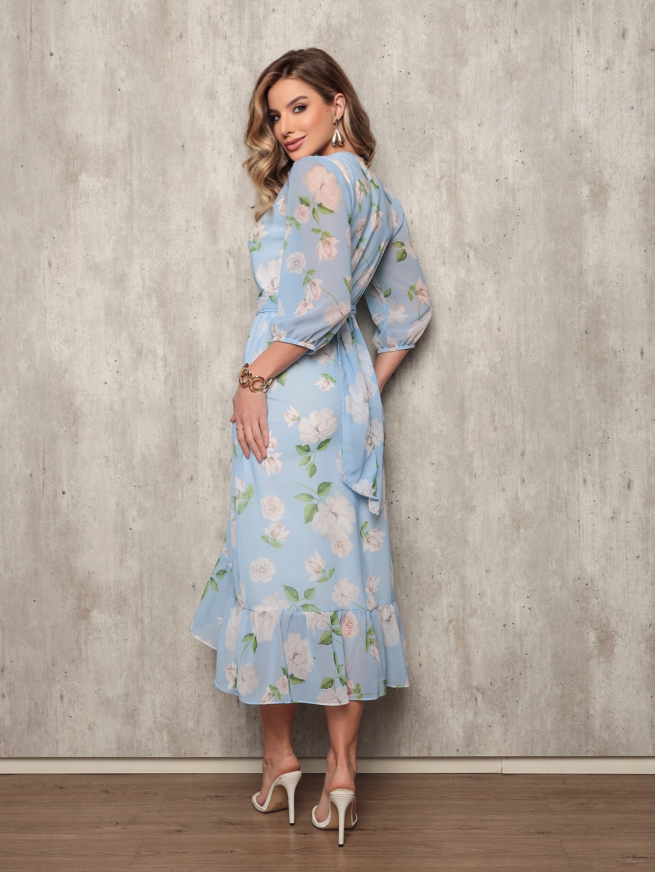 Vestido Floral Peônia - Imagem 2